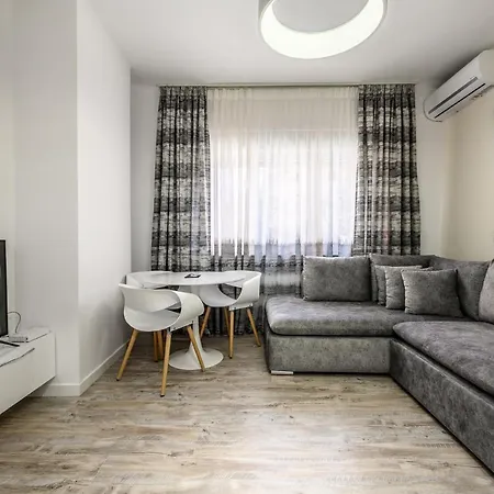 דירה Miku Apartment-city Walk 1bd Stylish