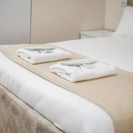 Miku Apartment-city Walk 1bd Stylish * טיראנה