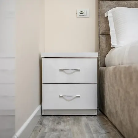 Miku Apartment-city Walk 1bd Stylish טיראנה