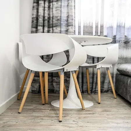 Miku Apartment-city Walk 1bd Stylish טיראנה